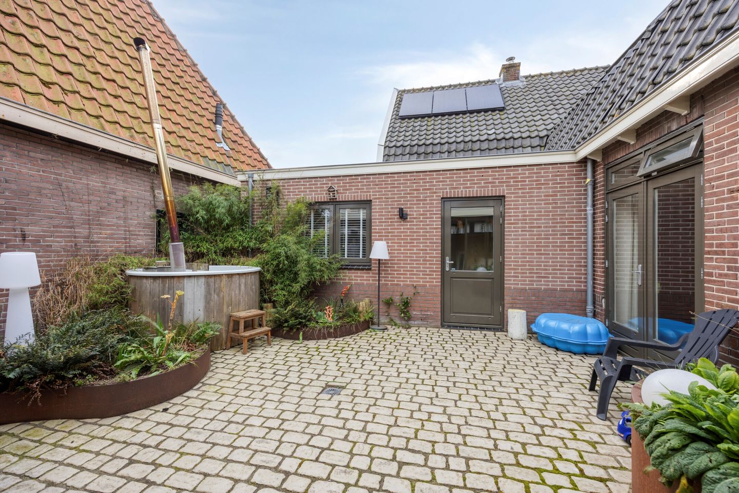 Foto 34 van Burg. Burgerstraat 5