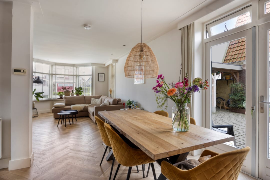 Foto 13 van Burg. Burgerstraat 5