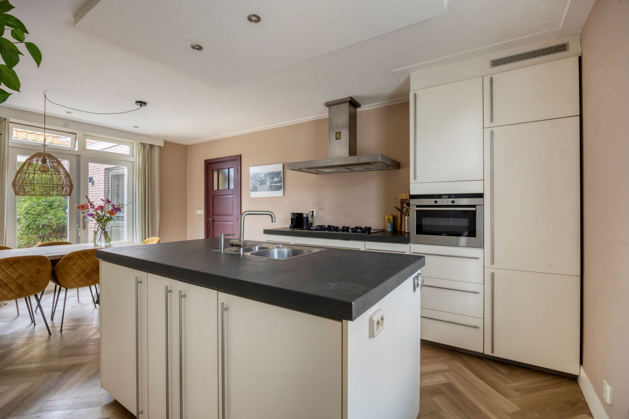 Foto 15 van Burg. Burgerstraat 5