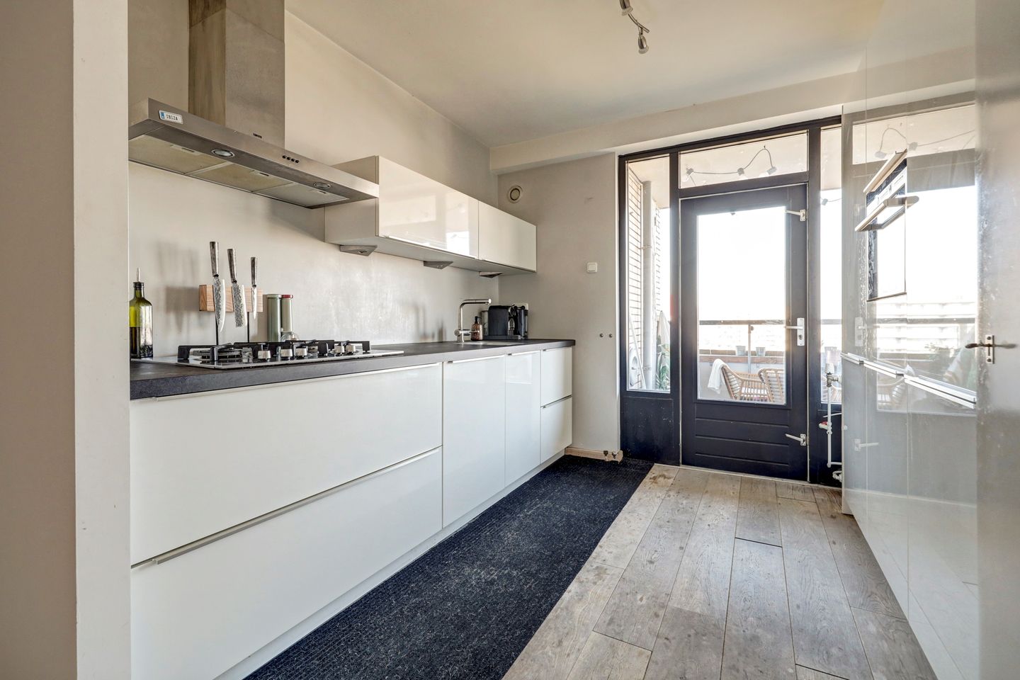 Spacious 12th floor apartment with panoramic views over Zuiderplas and Den Bosch — 28