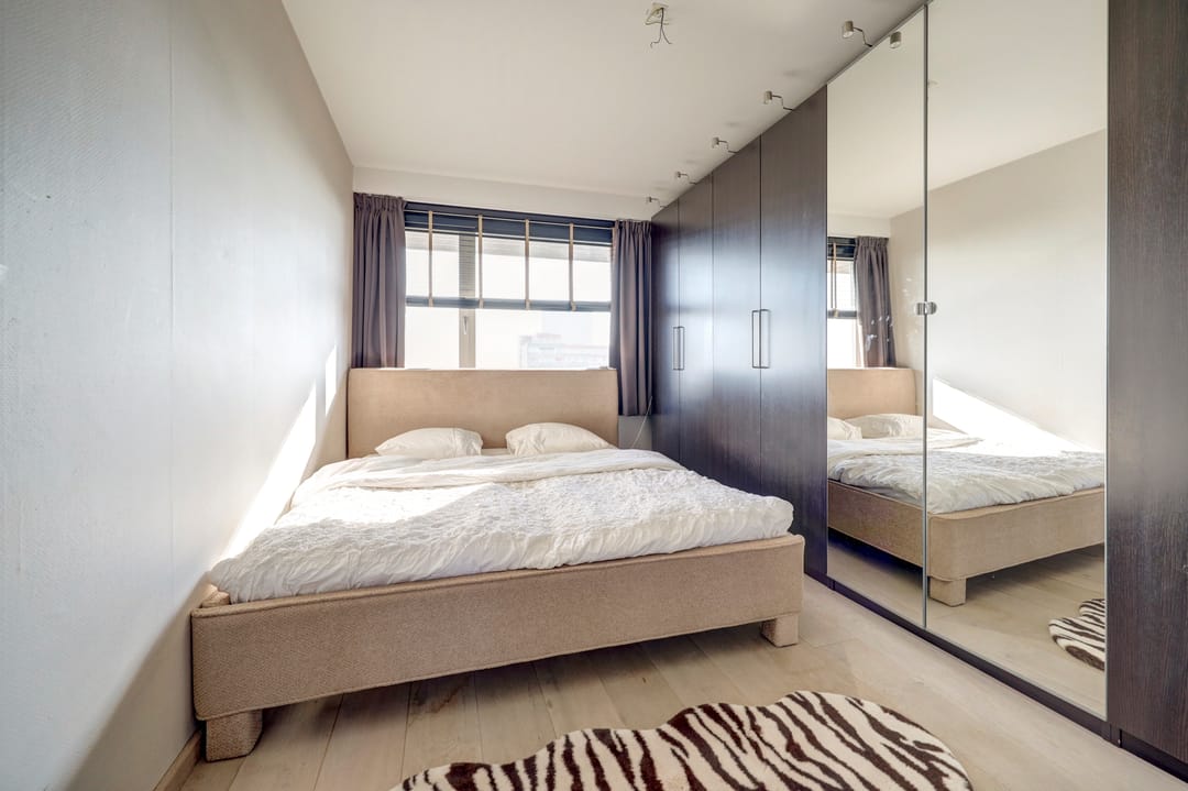 Spacious 12th floor apartment with panoramic views over Zuiderplas and Den Bosch — 37