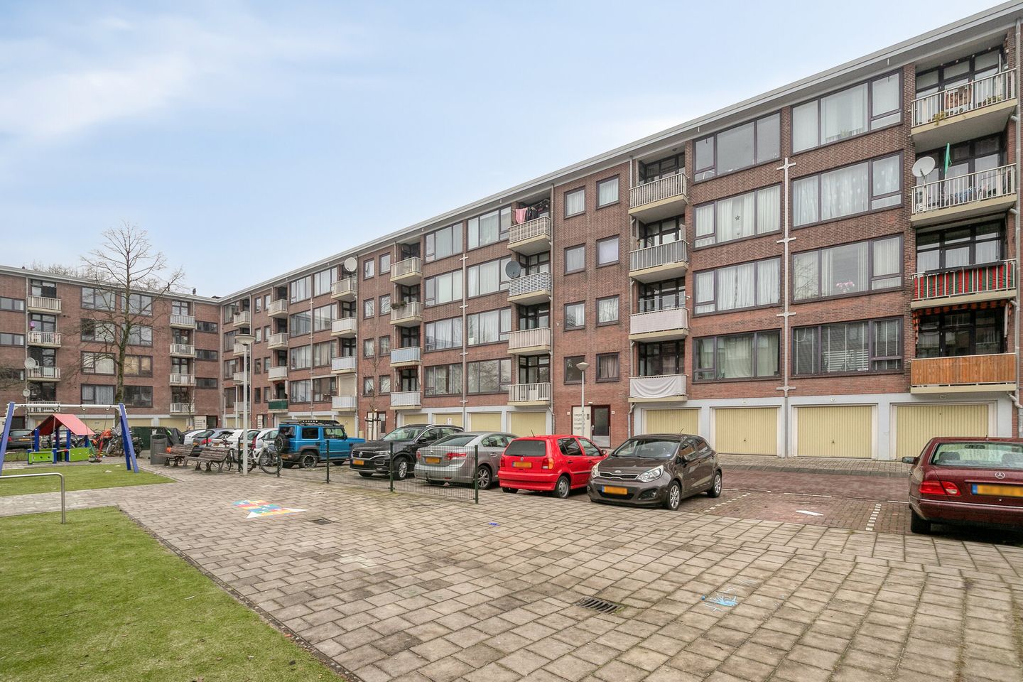 Foto 25 van Lou Jansenplein 20-H