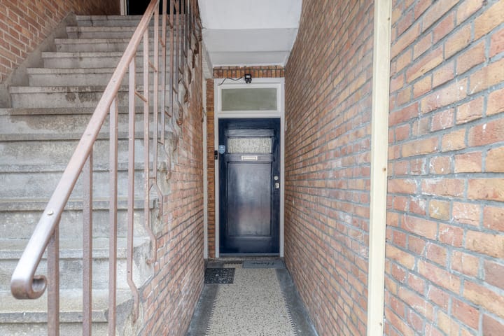 Photo 5 of Lyonnetstraat 13