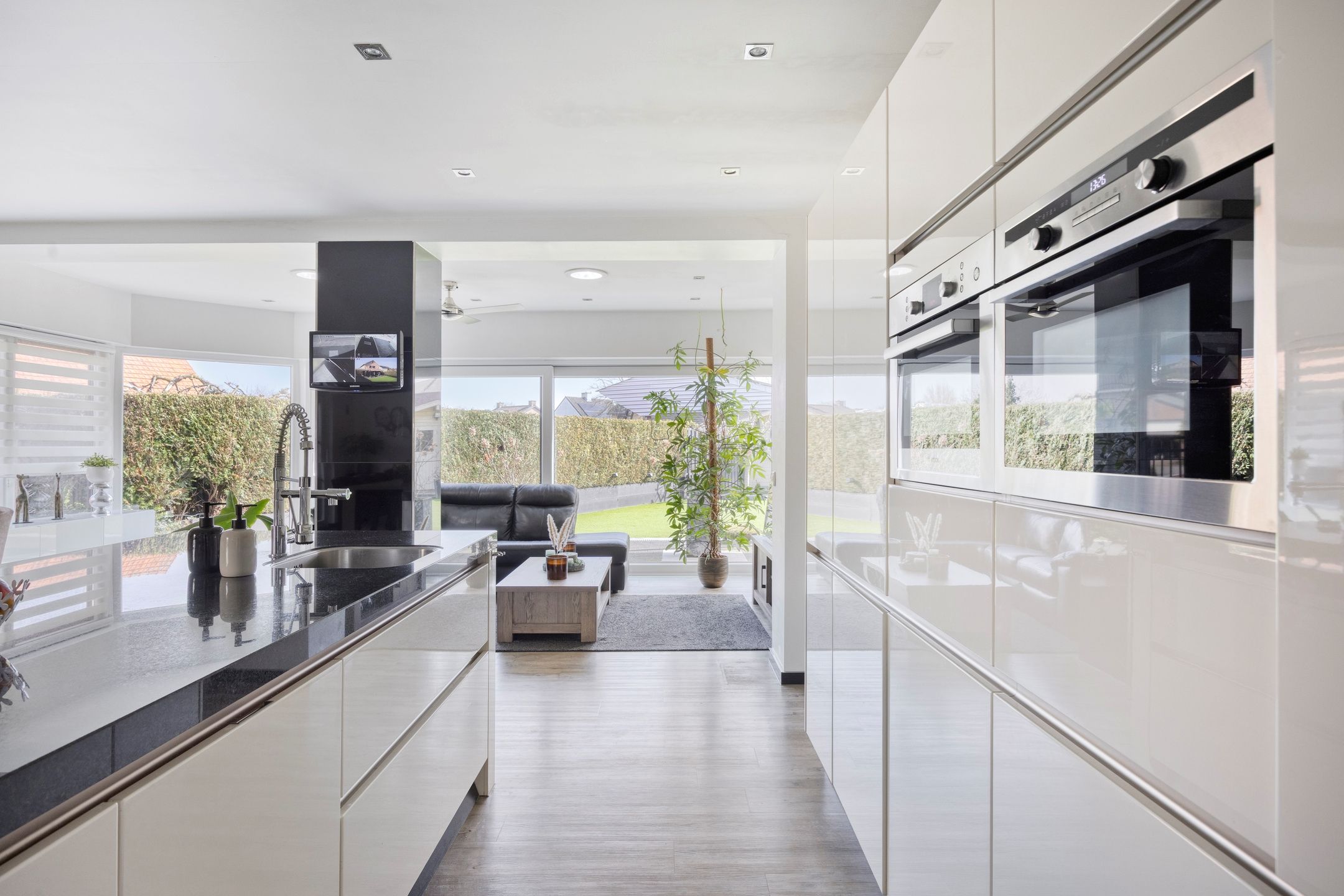 Photo 9 of Hoogveldsweg 54-A