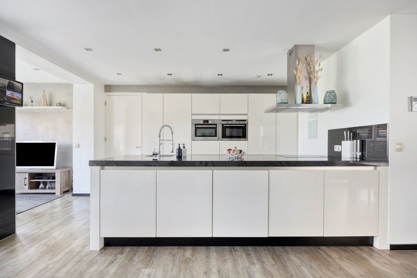 Photo 10 of Hoogveldsweg 54-A