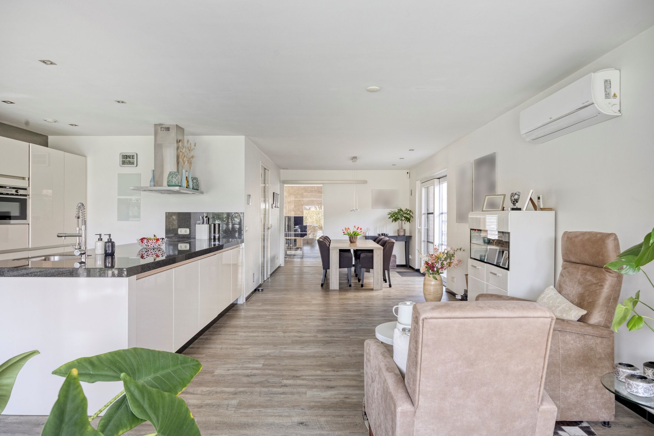 Photo 6 of Hoogveldsweg 54-A