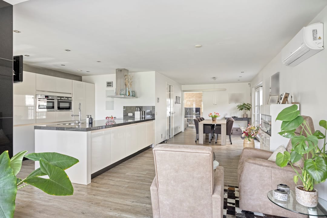 Photo 2 of Hoogveldsweg 54-A