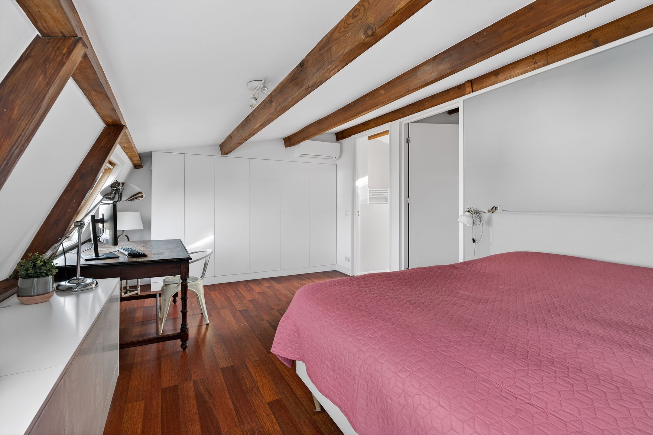 Foto 15 van Ruyschstraat 7-4