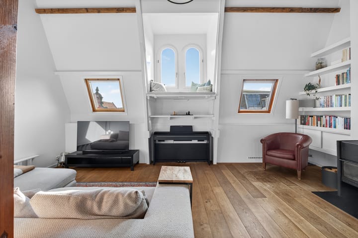 Photo 4 of Ruyschstraat 7-4