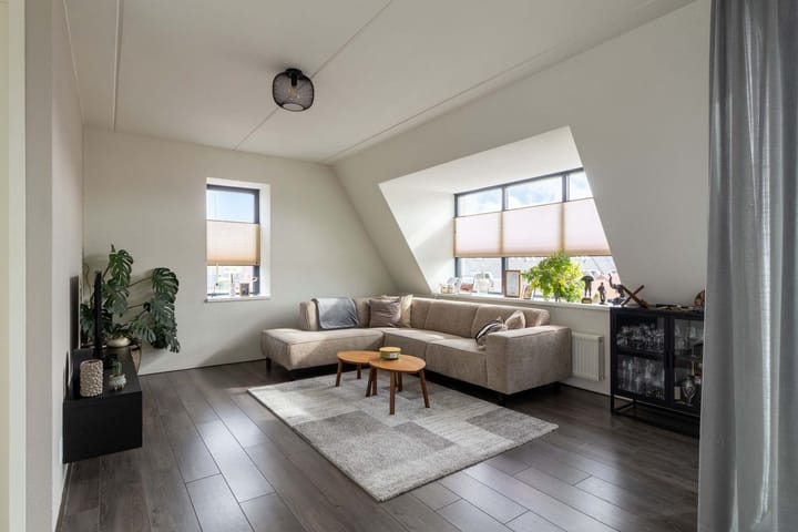 Photo 2 of Visrokersplein 25