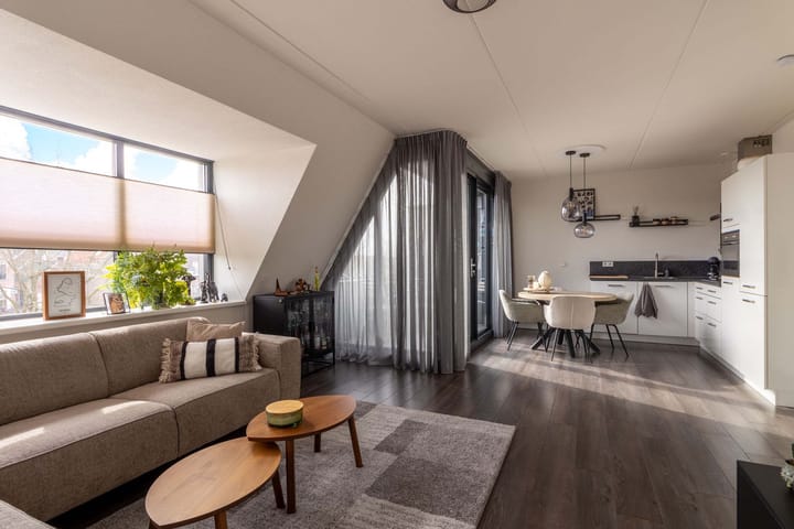 Photo 4 of Visrokersplein 25