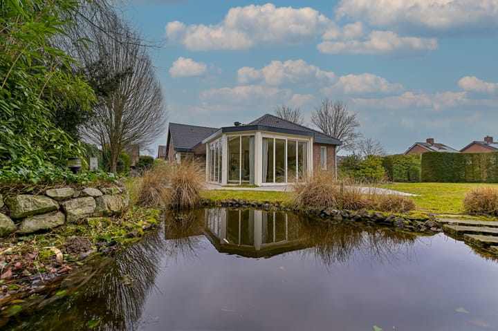 Photo 2 of Hoosveld 61