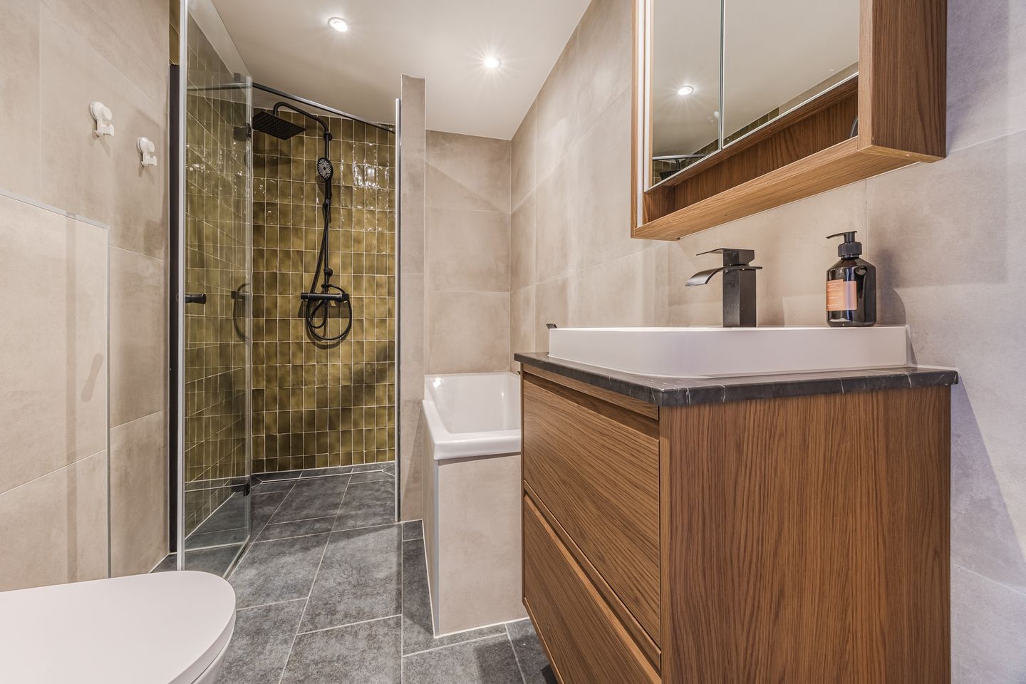 Foto 34 van Het Tolland 124