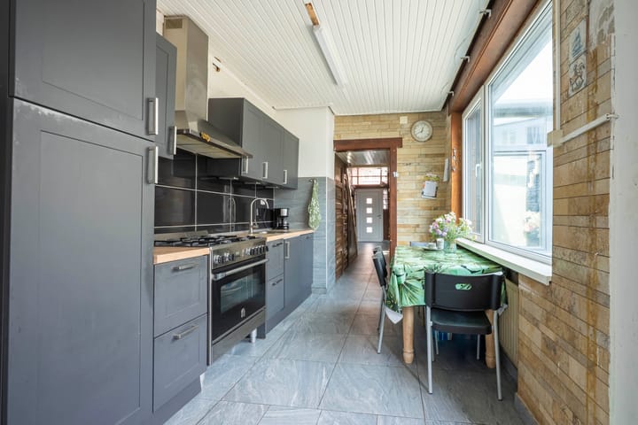 Tussenwoning te koop: Eijmaelstraat 24, Heerlen