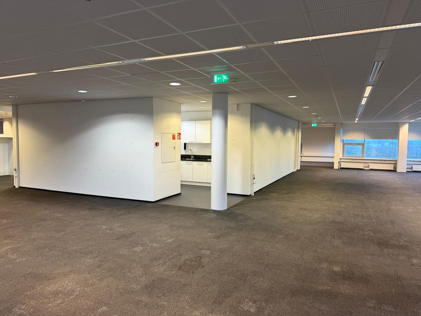 Bekijk foto 2 van Madame Curielaan 1