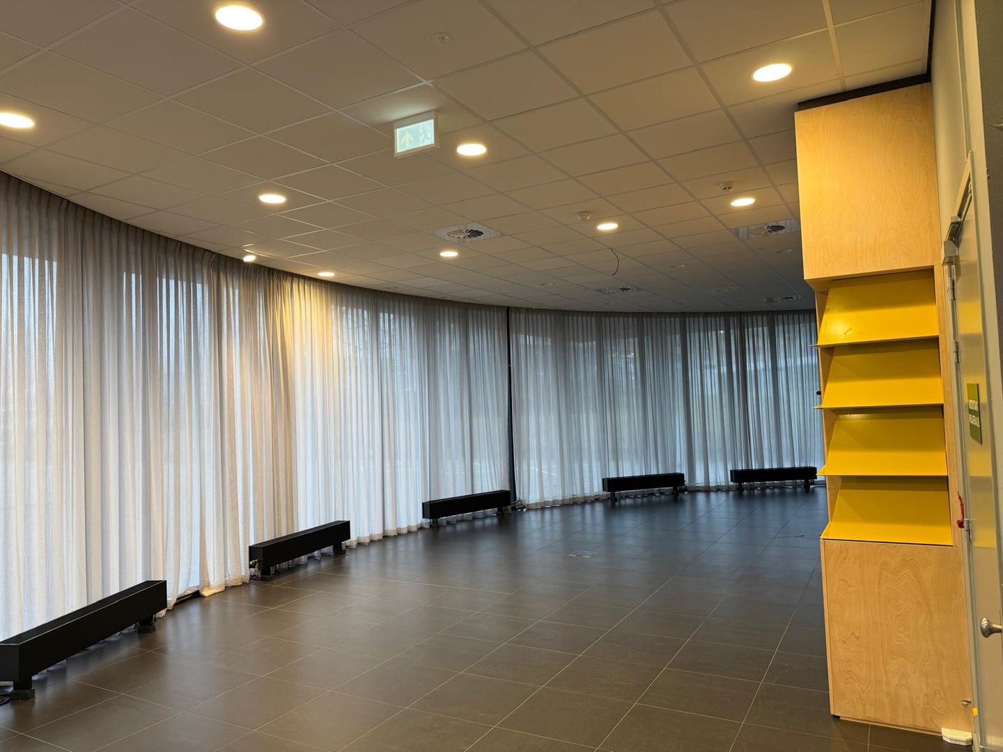 Bekijk foto 5 van Madame Curielaan 1