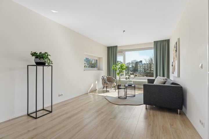 Photo 2 of Aubadestraat 128