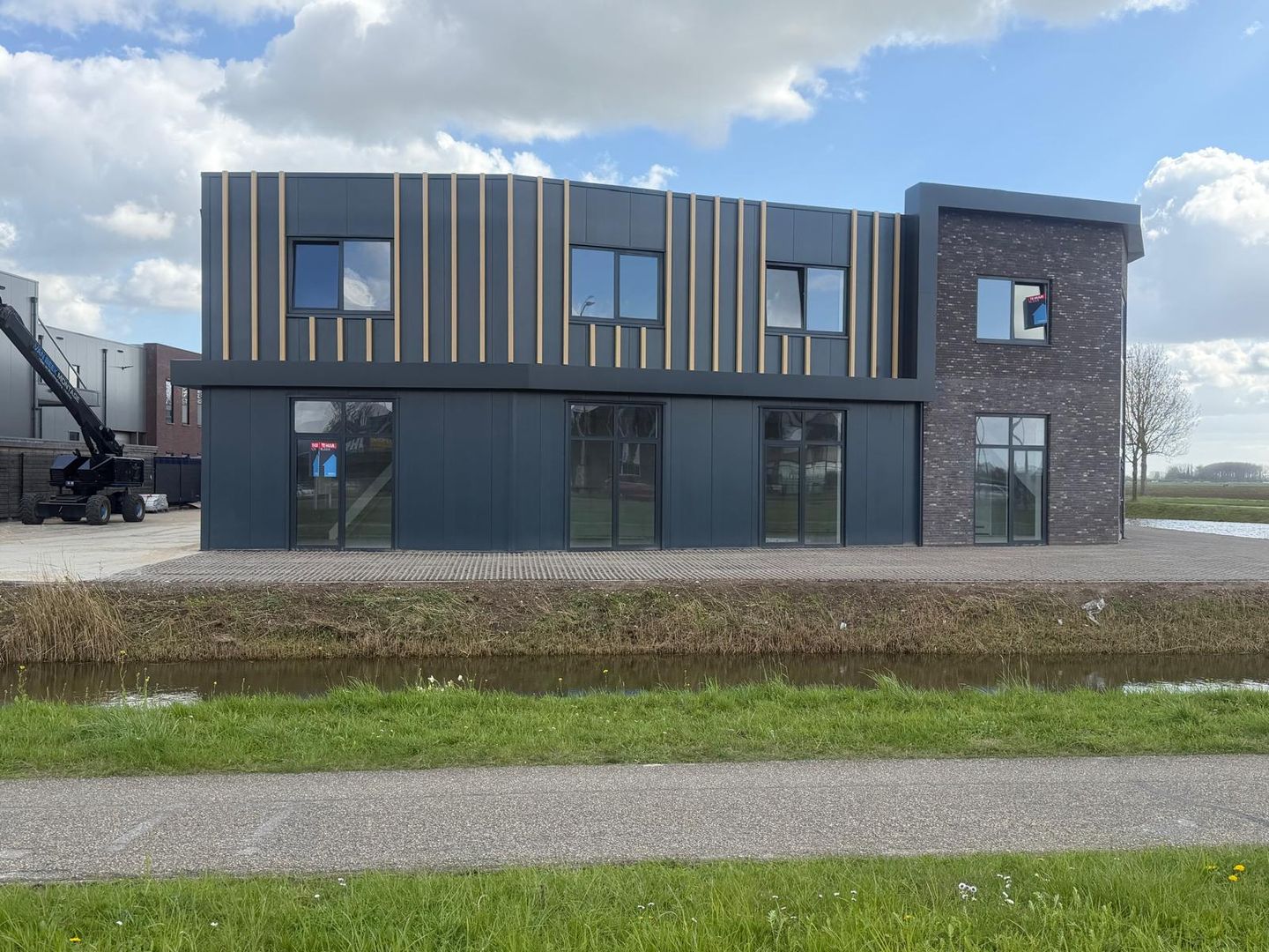 Bekijk foto 2 van Energieweg 58