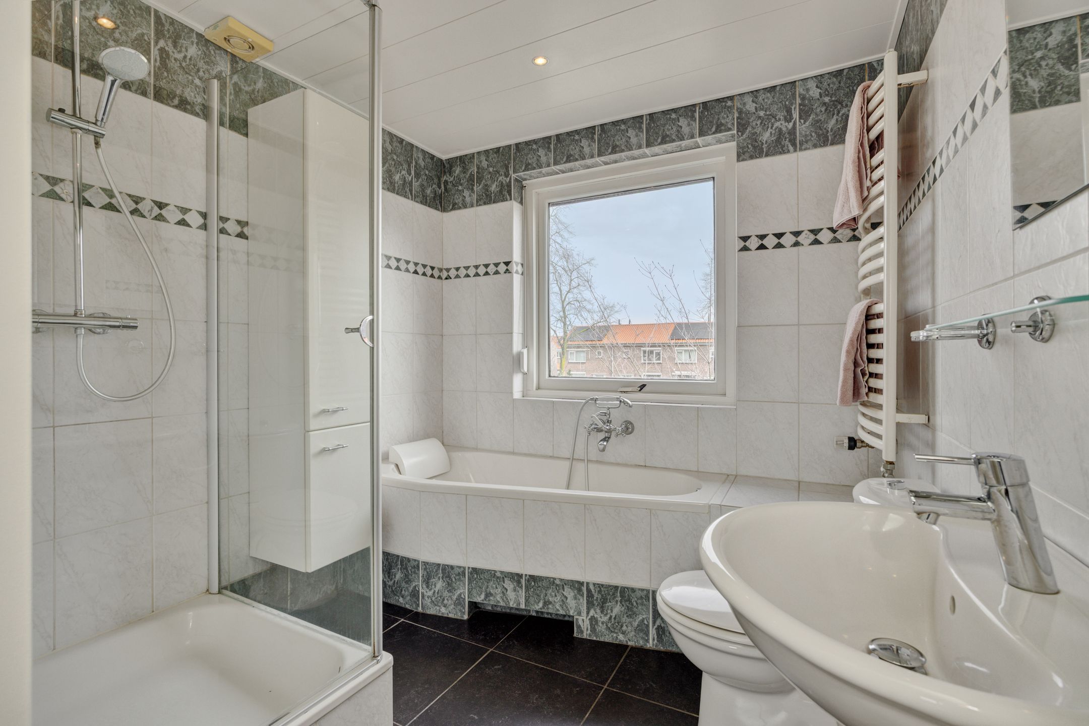 Photo 42 of Braakstraat 111