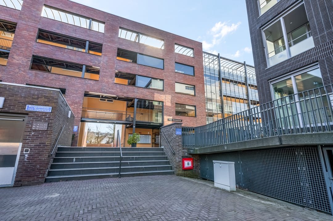Photo 23 of Burgemeester van Dijkeplein 98