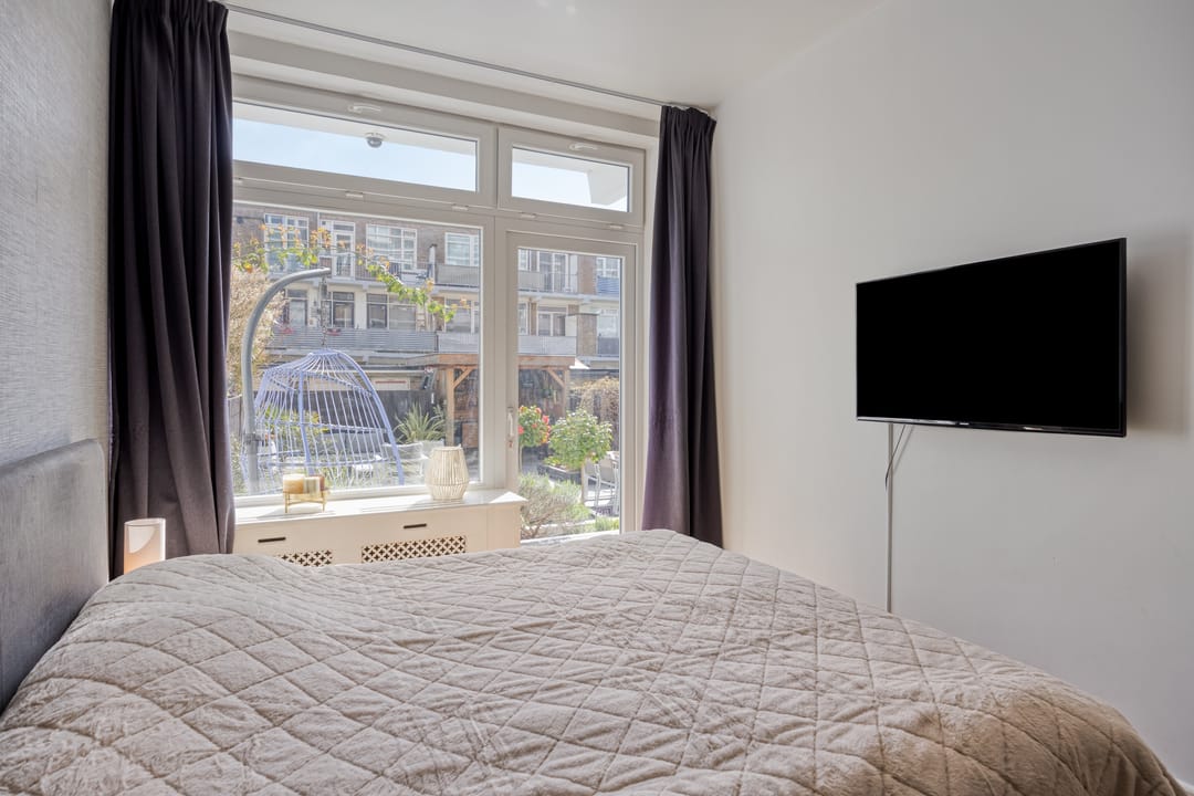 Foto 22 van Veenendaalkade 256