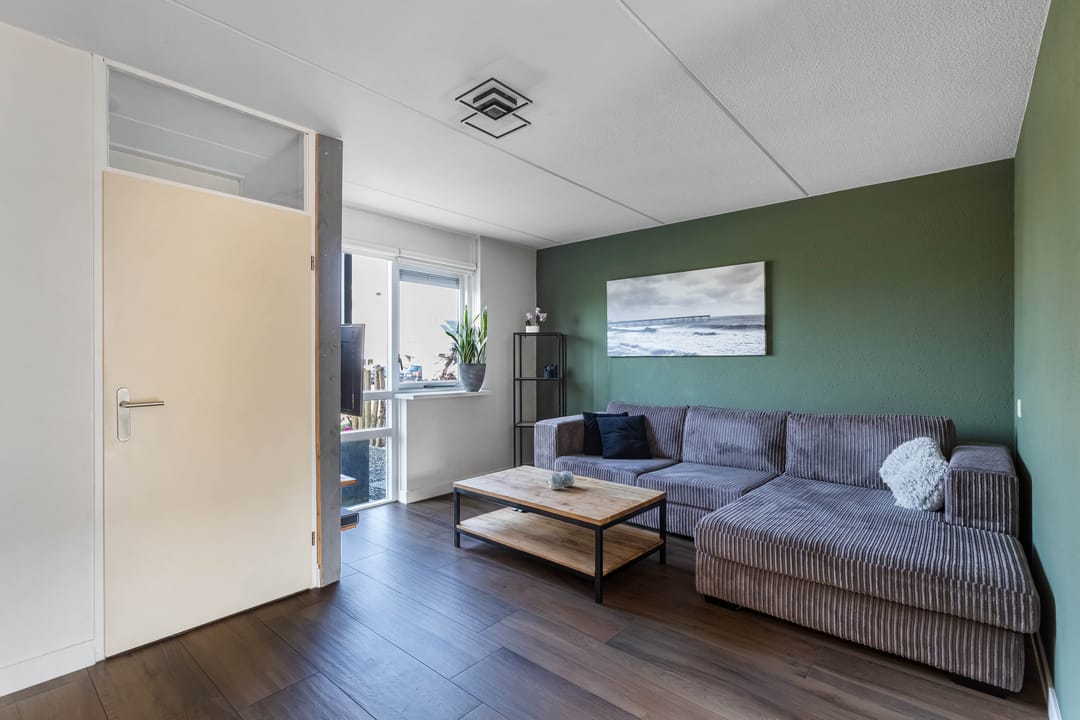 Photo 7 of Veluwelaan 25