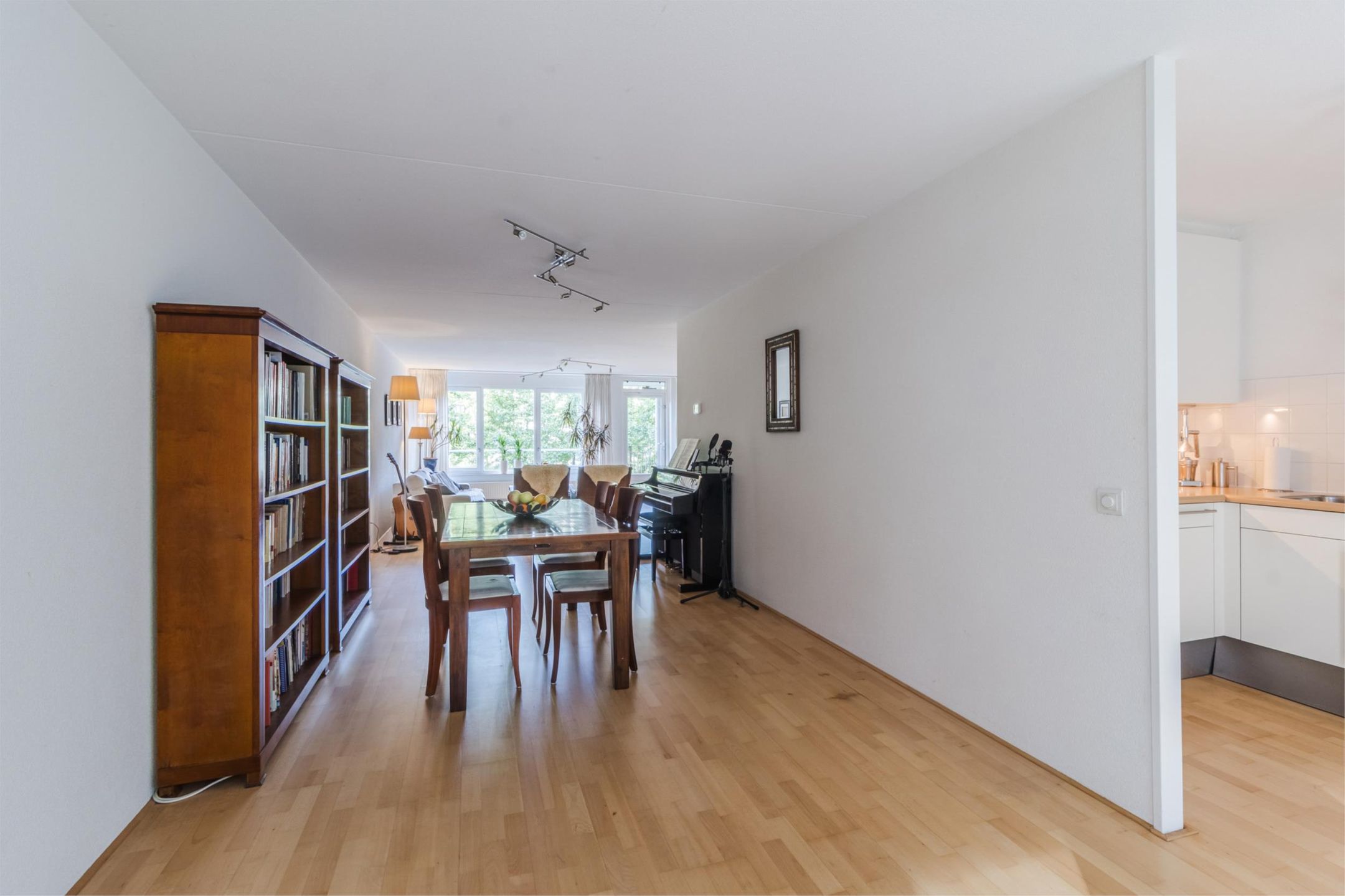 Photo 12 of Muzenstraat 44