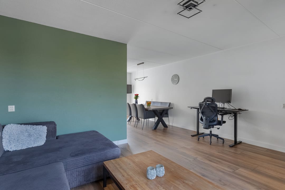 Photo 13 of Veluwelaan 25