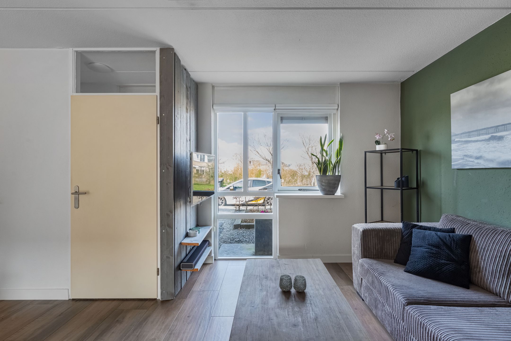 Photo 12 of Veluwelaan 25