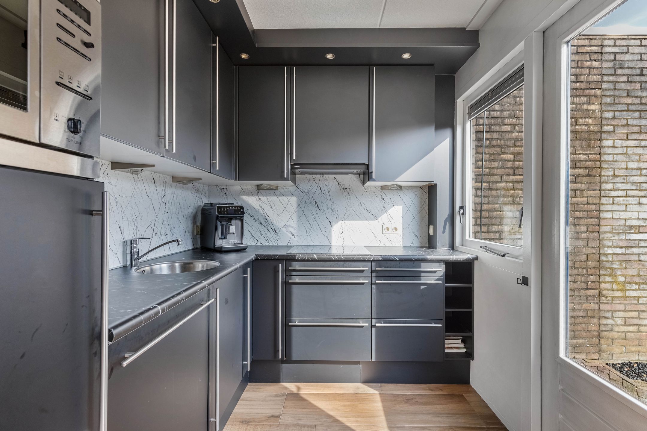 Photo 18 of Veluwelaan 25