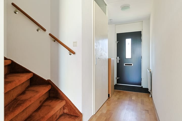 Photo 5 of Prins Hendrikstraat 38-A