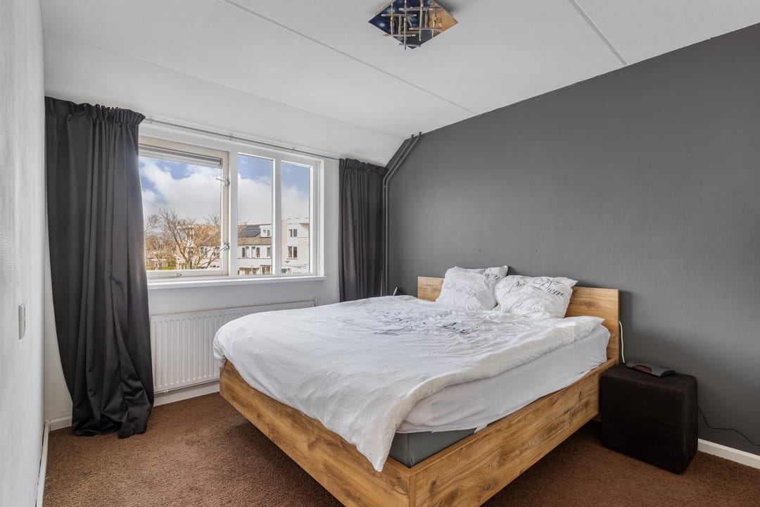 Photo 22 of Veluwelaan 25