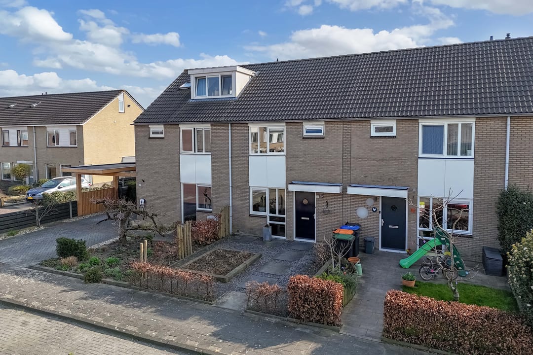 Photo 41 of Veluwelaan 25