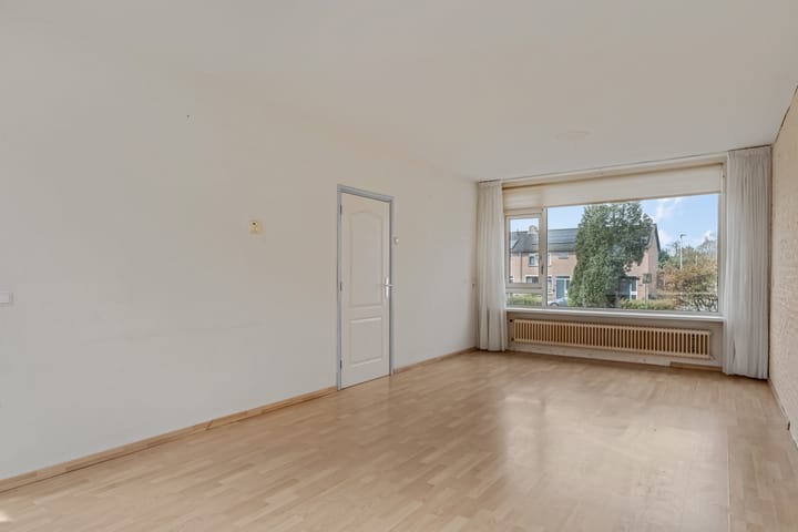 Photo 3 of de Klamp 12