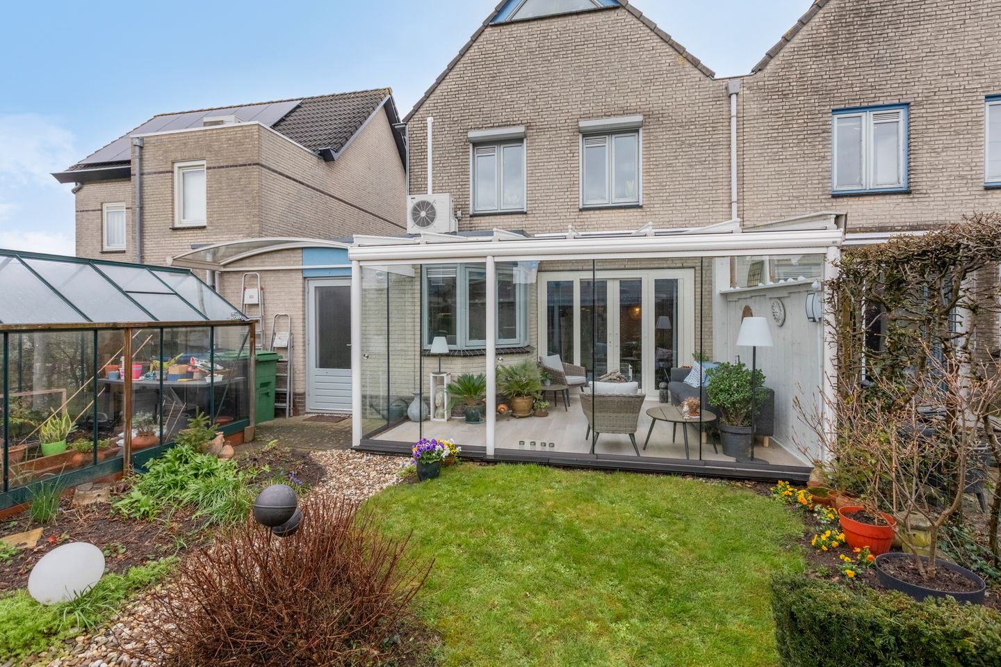 Sustainable semi-detached family home with A energy label and south-facing garden in Zevenaar — 54