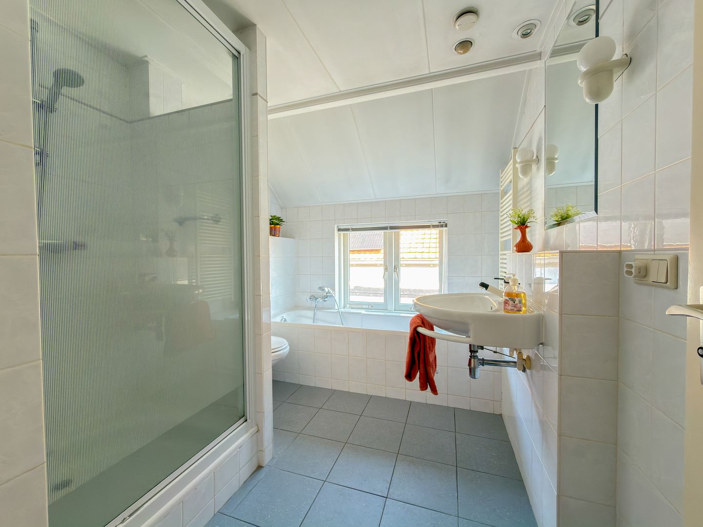 Foto 20 van Donkerstraat 19