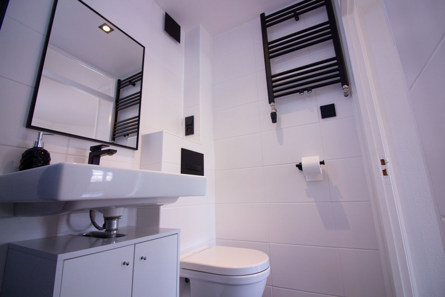 Foto 64 van Meidoornlaan 12