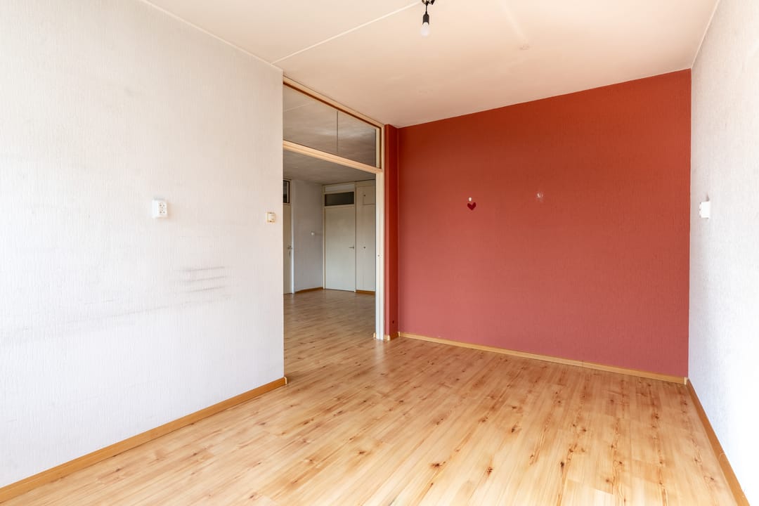 Spacious 4-Room Apartment with Balcony in Green Soest Neighborhood — 13