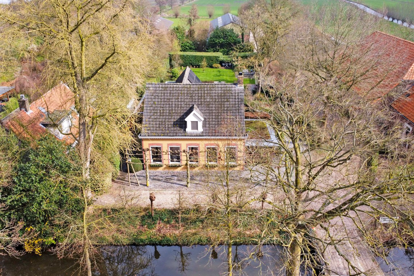 Photo 59 of Vaartweg 17