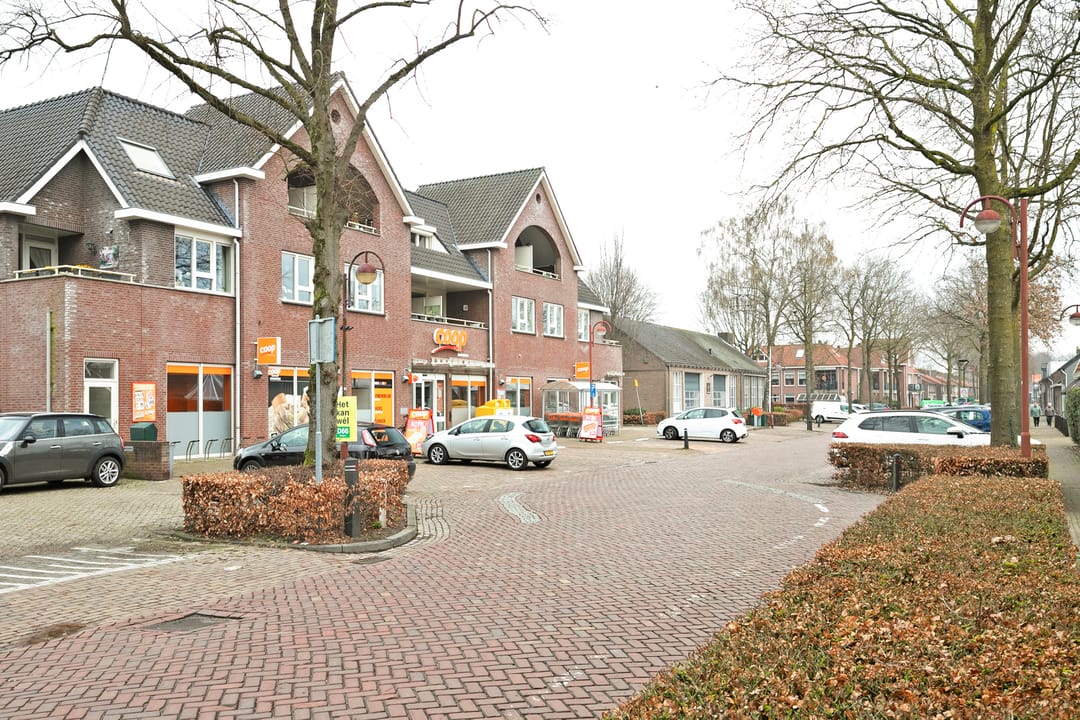 Photo 61 of Vaartweg 17