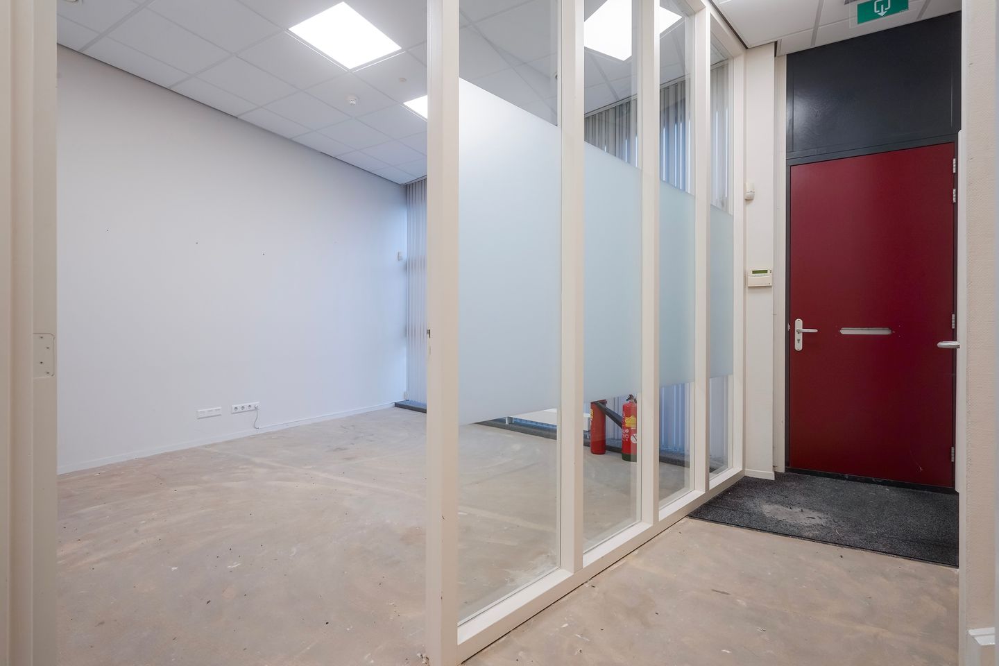 Bekijk foto 2 van Slotenmakerstraat 14