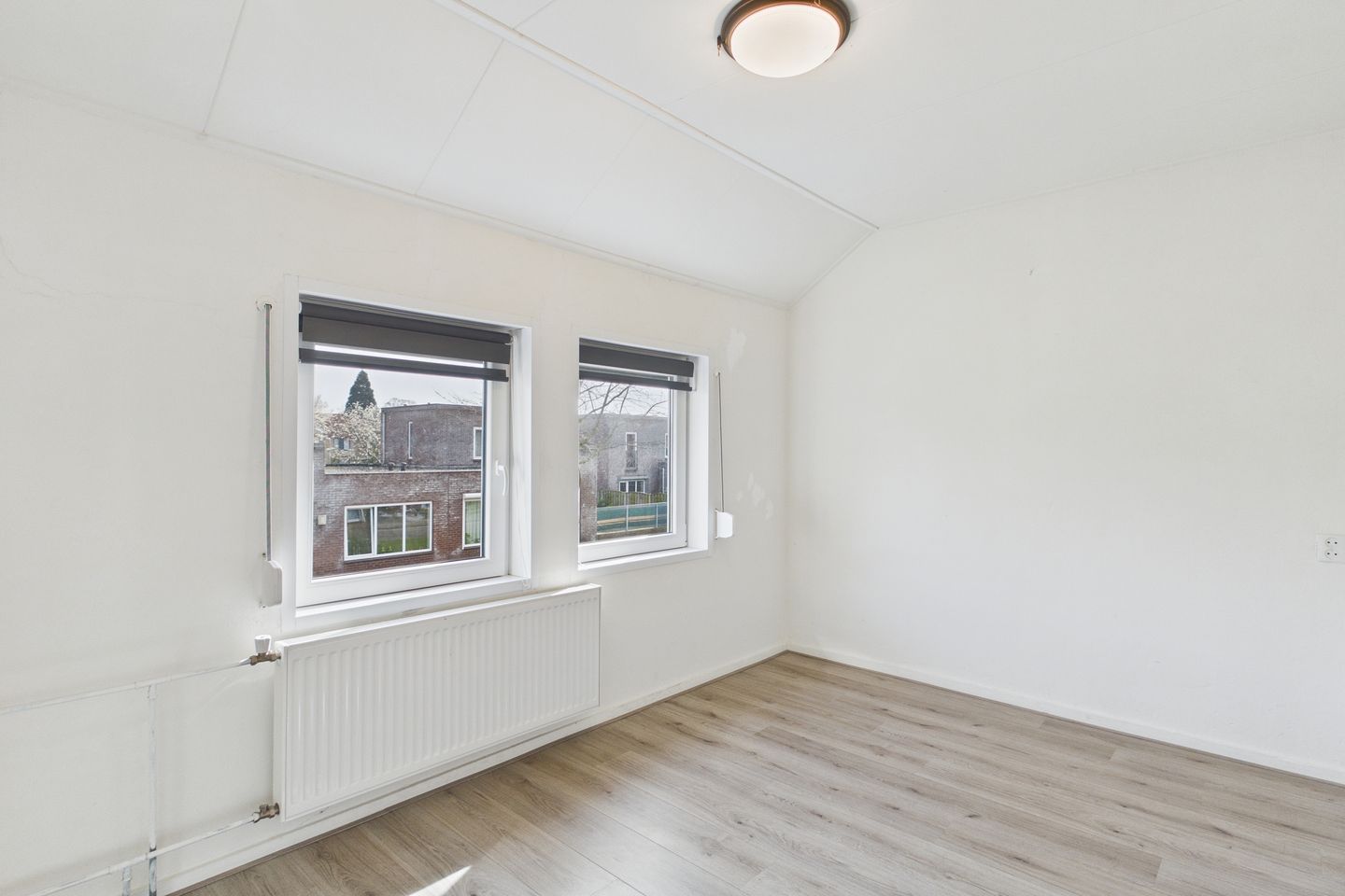 Foto 20 van Azaleastraat 5