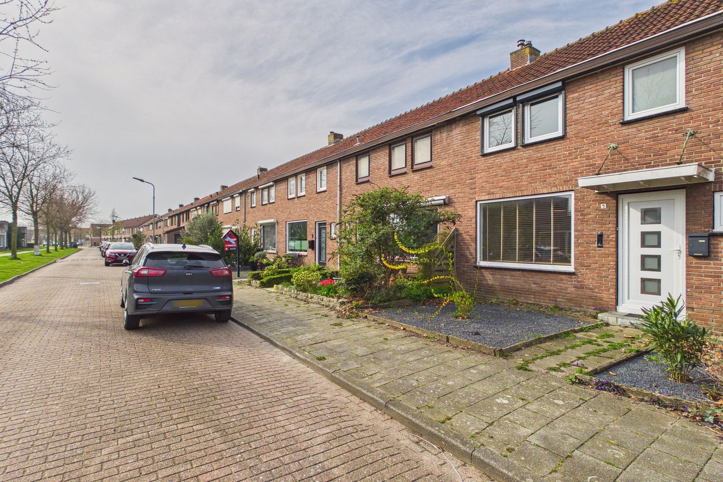 Foto 29 van Azaleastraat 5