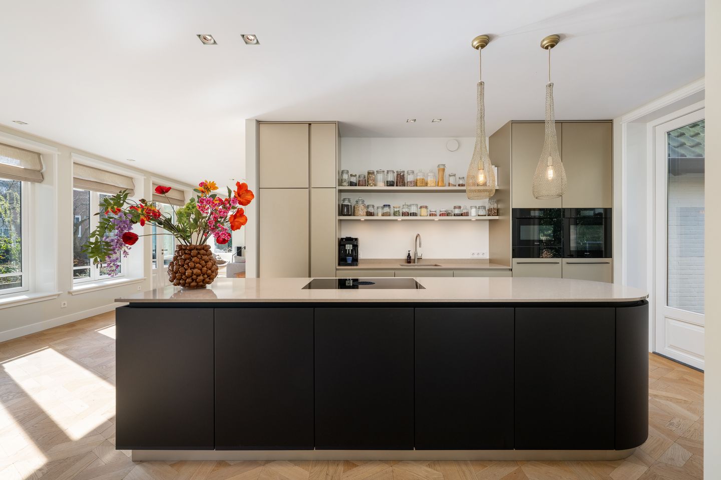 Foto 10 van Van Somerenstraat 1