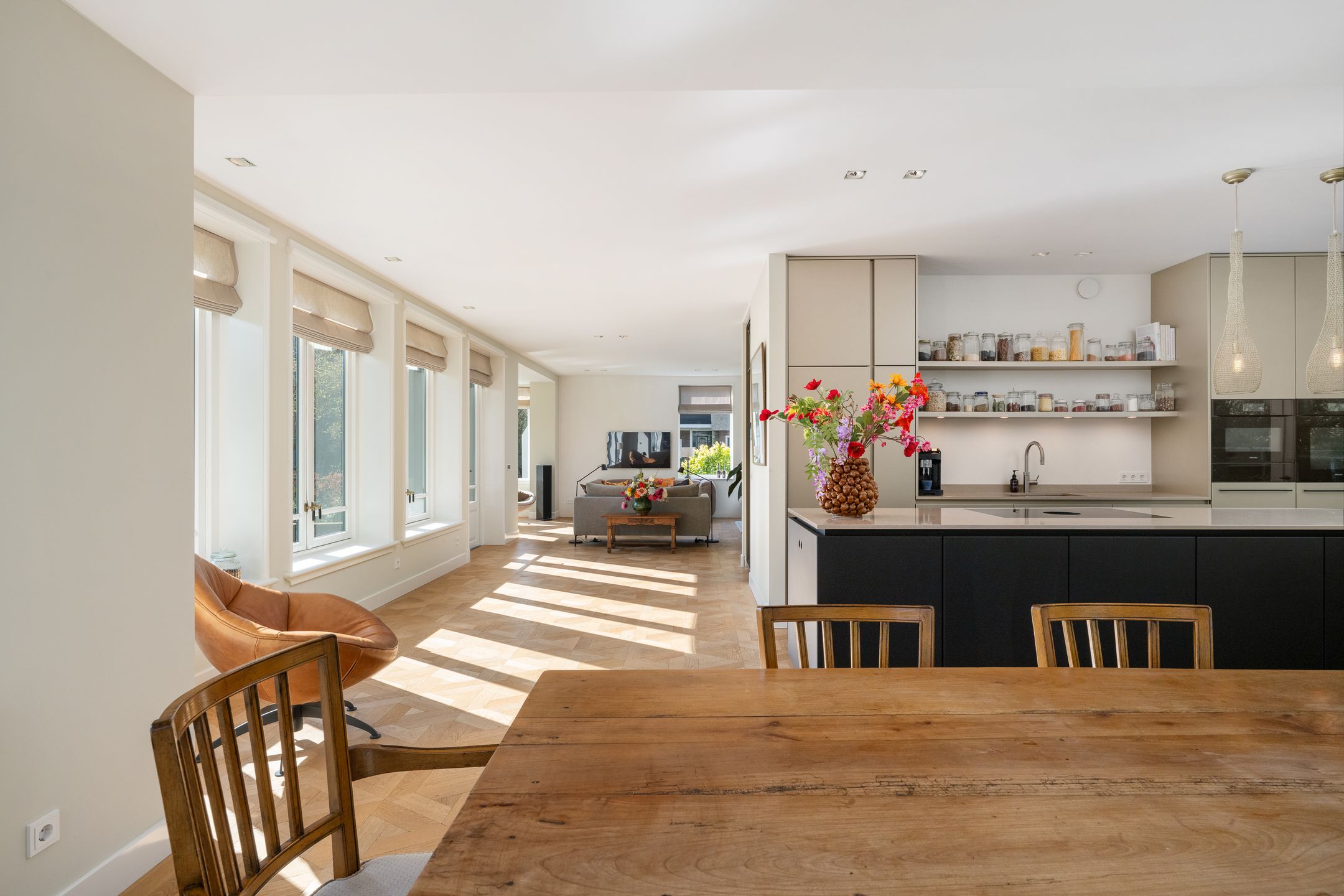 Foto 12 van Van Somerenstraat 1