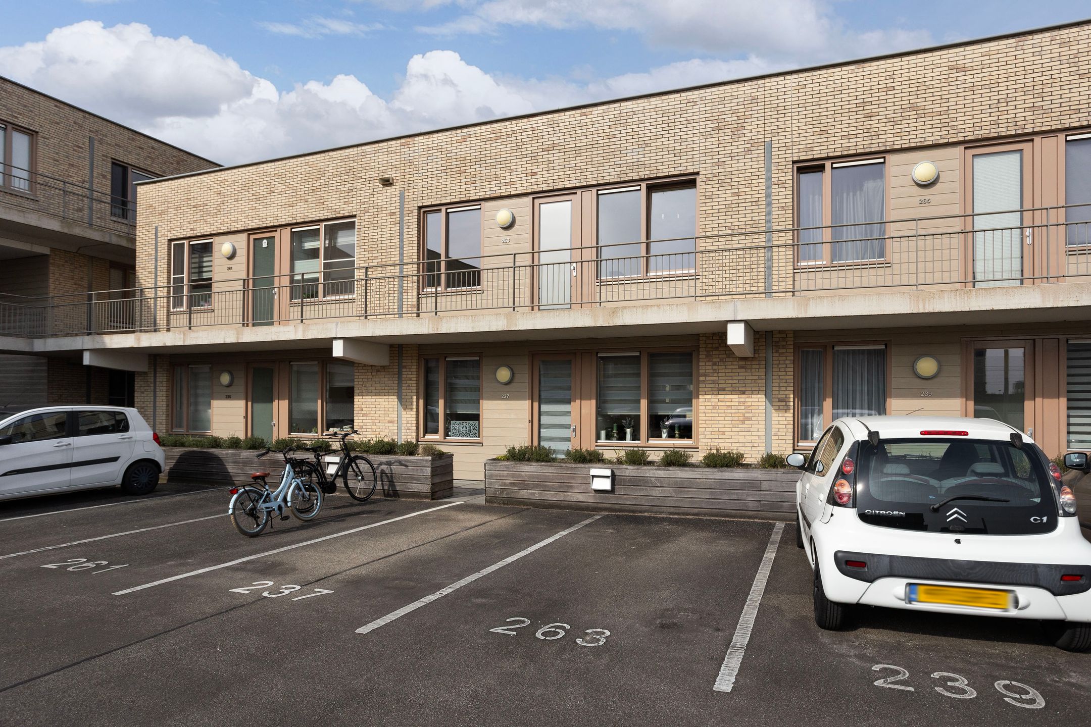 Foto 27 van Ella Fitzgeraldplein 263