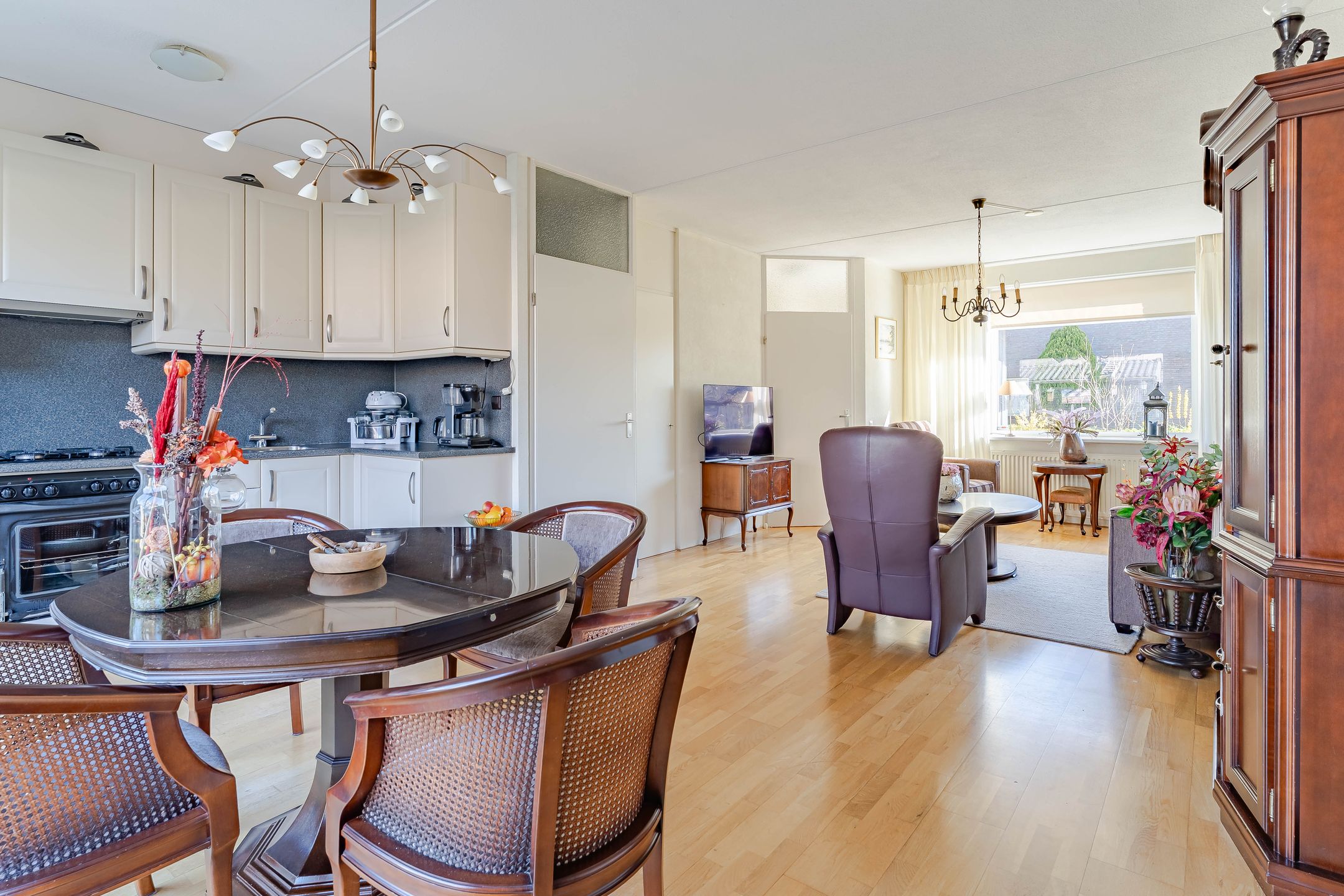 Photo 12 of Ds. Bennink Boltstraat 4