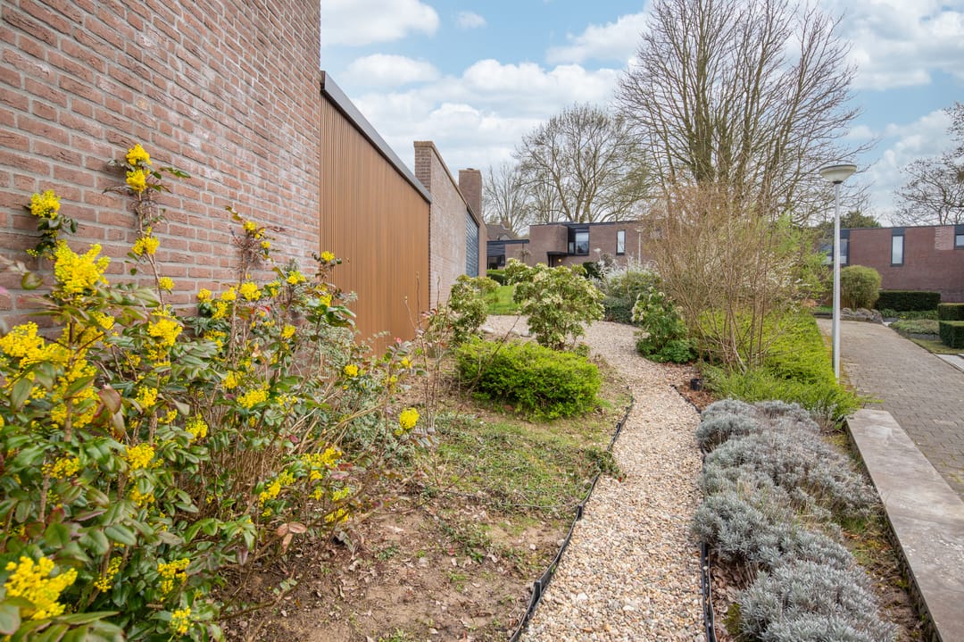 Foto 23 van Douve Weienstraat 42