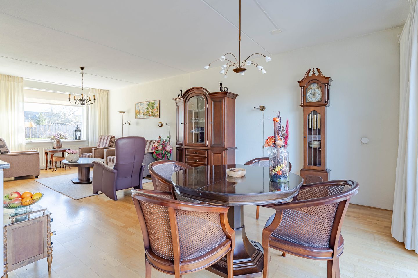 Photo 4 of Ds. Bennink Boltstraat 4