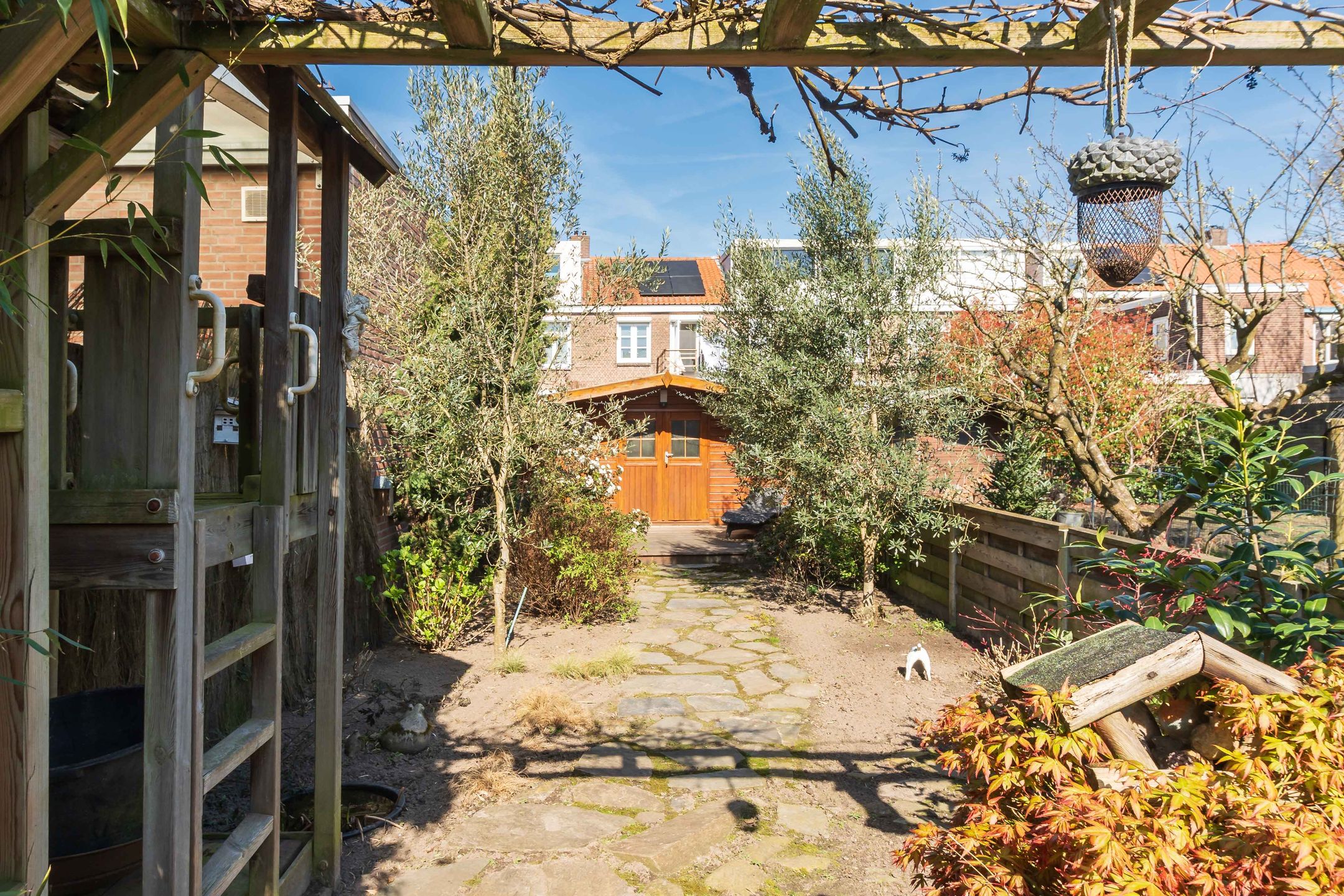 Foto 24 van Bredaseweg 133